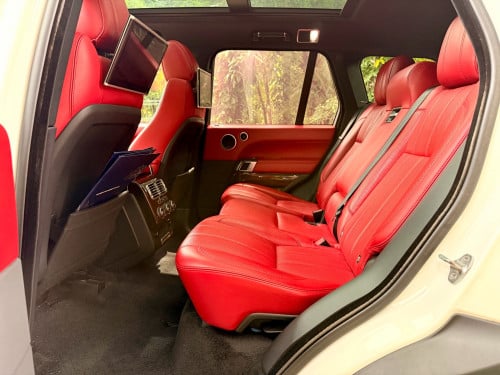 Land Rover Vogue 2016 ( V6 3000 ) Diesel ម៉ាស៊ុត