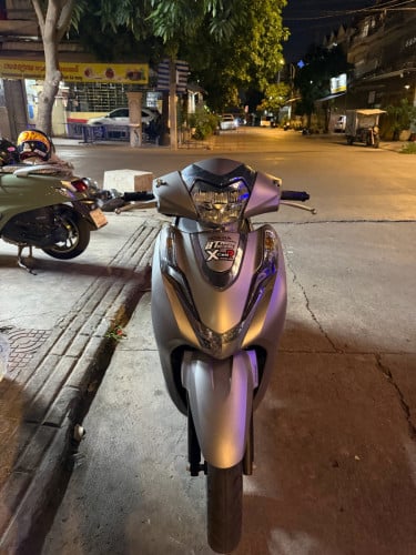 Lead 125 special edition