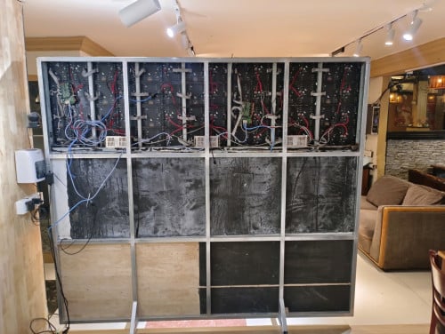 LED Video Wall Indoor Display Screen Complete Set – Good Condition