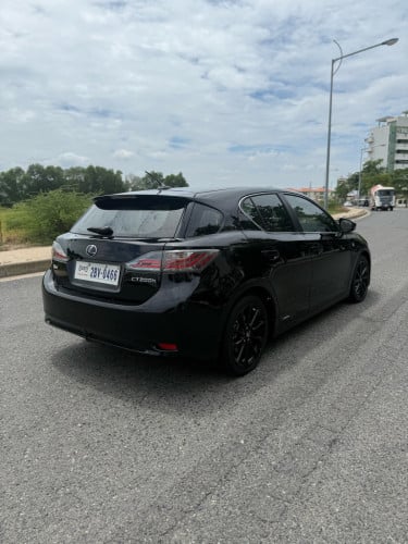 Lexus Ct 200h 2011 Fsport មានលុយចូលរួមត្រឹមតែ4000$ទៅ5000$ដកឡានយកទៅប្រើមិនឆែកCBC🚘Telegram/093867900