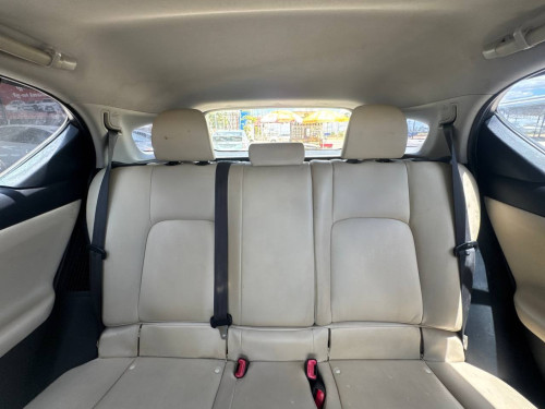 Lexus CT200H 2012	FULL PREMIUM សន្លឹកពន្ធ តម្លៃលក់ 19,500$