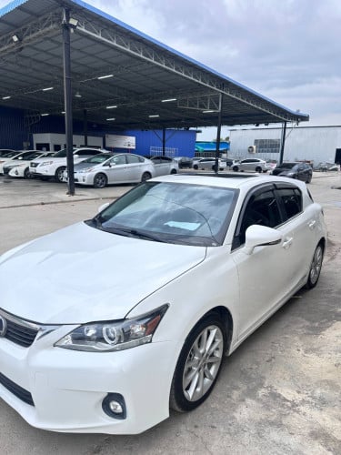 Lexus CT200H 2012	FULL PREMIUM សន្លឹកពន្ធ តម្លៃលក់ 20,500$