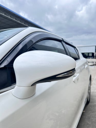 Lexus CT200H 2012	FULL PREMIUM សន្លឹកពន្ធ តម្លៃលក់ 20,500$