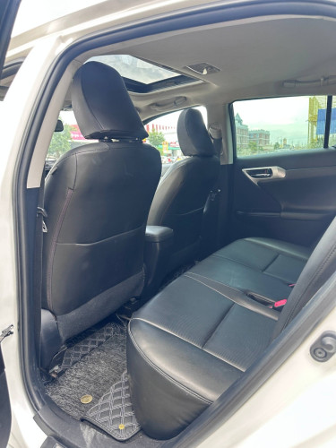 Lexus CT200H 2012	FULL PREMIUM សន្លឹកពន្ធ តម្លៃលក់ 20,500$