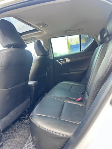 Lexus CT200H 2012	FULL PREMIUM សន្លឹកពន្ធ តម្លៃលក់ 20,500$