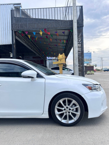 Lexus CT200H 2012	FULL PREMIUM សន្លឹកពន្ធ តម្លៃលក់ 20,500$