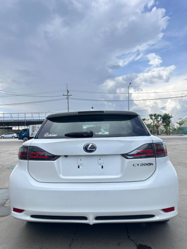 Lexus CT200H 2012	FULL PREMIUM សន្លឹកពន្ធ តម្លៃលក់ 20,500$