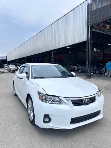 Lexus CT200H 2012	FULL PREMIUM សន្លឹកពន្ធ តម្លៃលក់ 20,500$