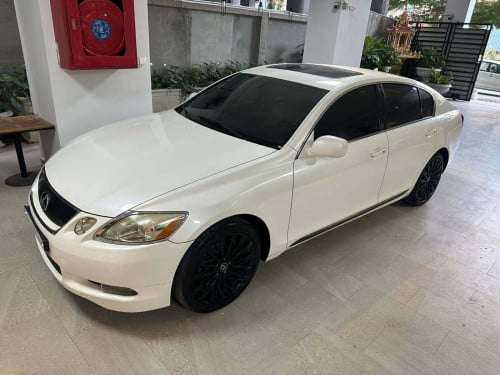 Lexus GS300 Full ប៉ុង២ ម្ចាស់ផ្ទាល់ ម៉ាស្អាត ទិញភ្លាមជិះម៉ង