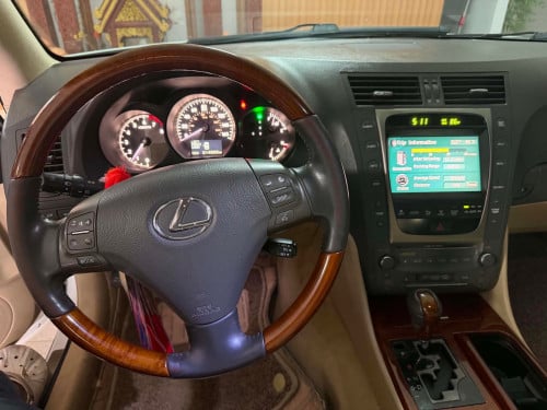 Lexus GS300 Full ប៉ុង២ ម្ចាស់ផ្ទាល់ ម៉ាស្អាត ទិញភ្លាមជិះម៉ង