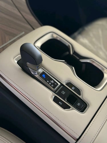 Lexus LM350h 7-Seater 2026