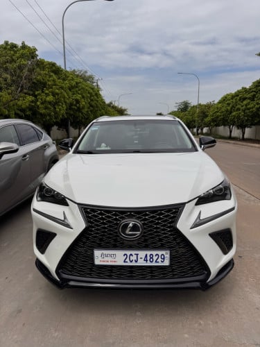 Lexus nx200t 2016
