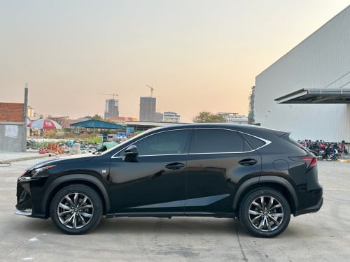 LEXUS NX200T F-sport ឆ្នាំ​ 2016