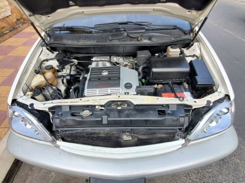 Lexus RX300 ឆ្នាំ02 ប៉ុង1 អូតូឆែកមូលតាល់