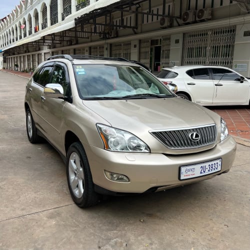 Lexus Rx330 ឆ្នាំ04 H/full ប៉ុង១ ឡានស្អាត