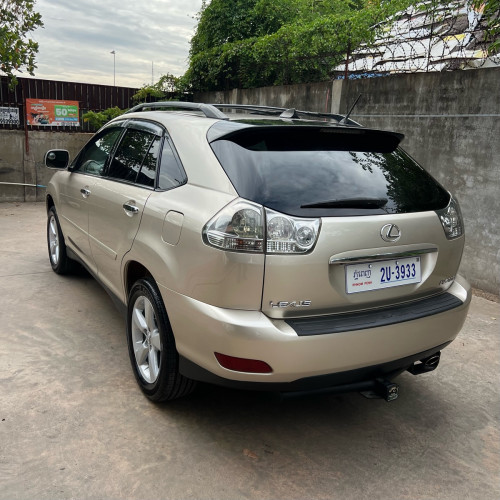 Lexus Rx330 ឆ្នាំ04 H/full ប៉ុង១ ឡានស្អាត