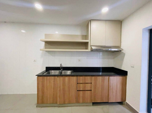 Link house for rent at Borey Chipmong 598