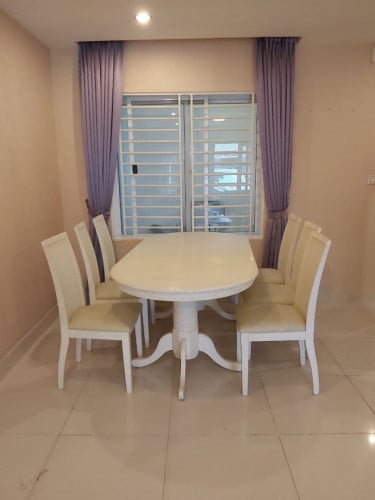 Link house for rent at Chabompov
