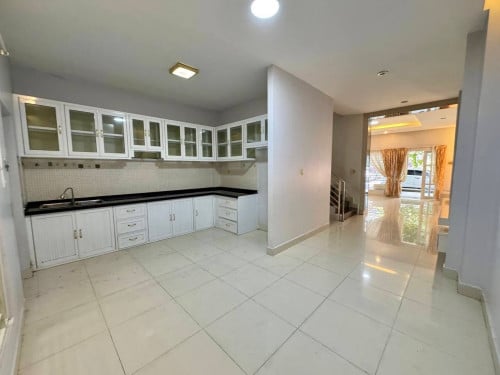 Link house for rent at Russey Keo 598