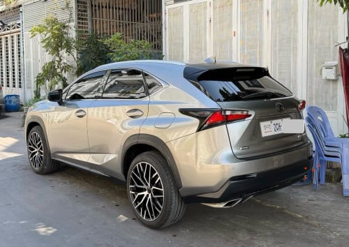 LX 200t 2015 F-sport Zin titanium 5 button ម្ចាស់ដើម ក្នុង Cherry 🍒 តម្លៃចរចារបាន