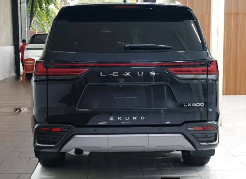 LX 600 VIP 2023