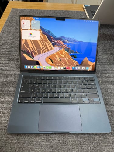 MacBook Air M2 2022 (Great A)