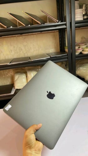 Macbook Pro Year2017 Touch Bar