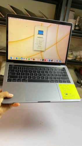 Macbook Pro Year2017 Touch Bar