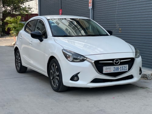 Mazda2 2017 Full Options