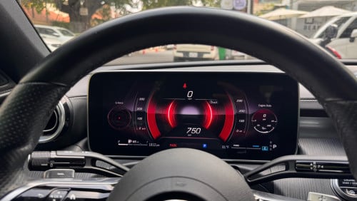 Mercedes-Benz C300 2022 AMG ឡានអាមេរិក 4មុឺនmile