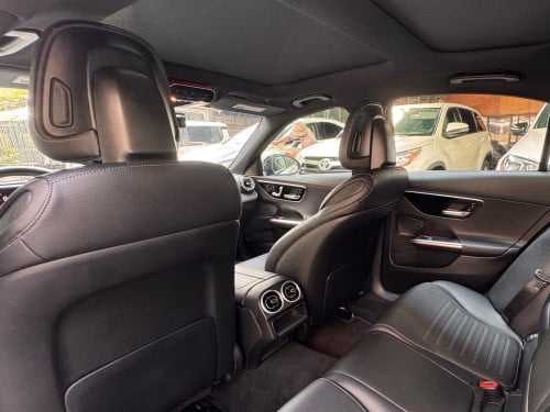 Mercedes-Benz C300 2022 AMG ឡានអាមេរិក 4មុឺនmile