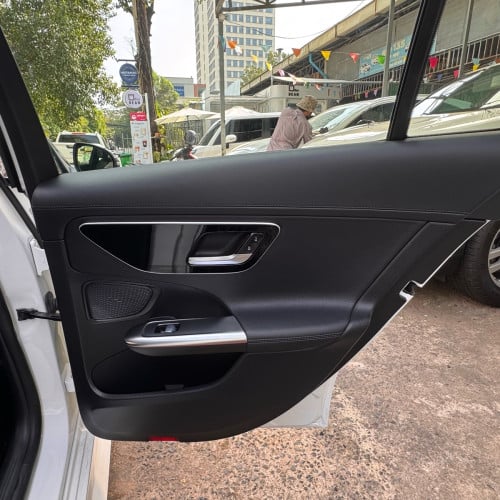 Mercedes-Benz C300 2022 AMG ឡានអាមេរិក 4មុឺនmile