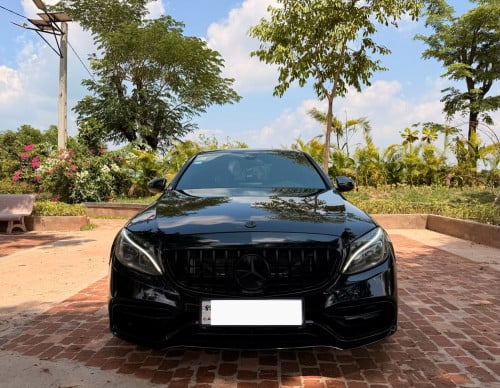 Mercedes Benz C300 AMG 2015
