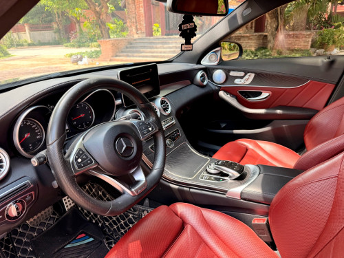 Mercedes Benz C300 AMG 2015