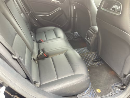 Mercedes Benz CLA250 2014 ថ្មីណាស់