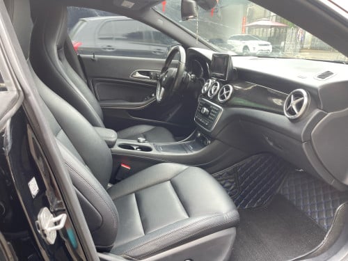 Mercedes Benz CLA250 2014 ថ្មីណាស់