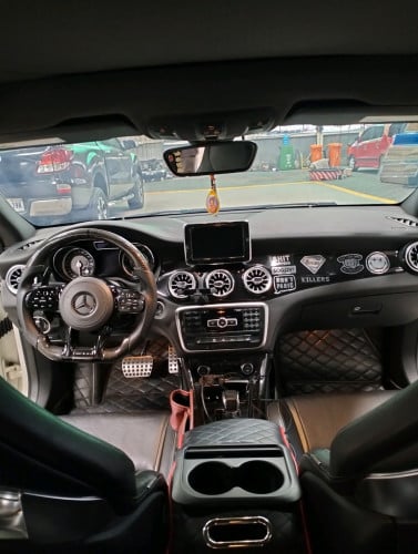 MERCEDES BENZ CLA45