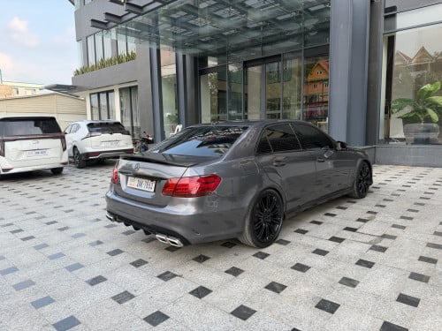 Mercedes Benz E200 2012 Diesel