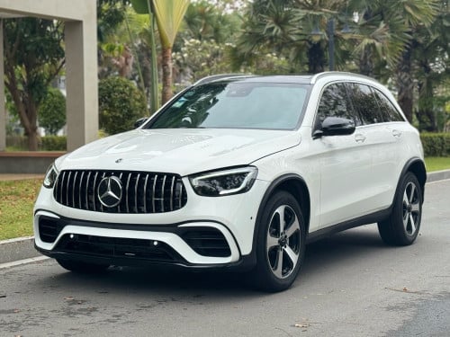 Mercedes GLC300 AMG