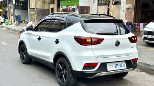 MG ZS ឆ្នាំ 2019 ( 14900$ )