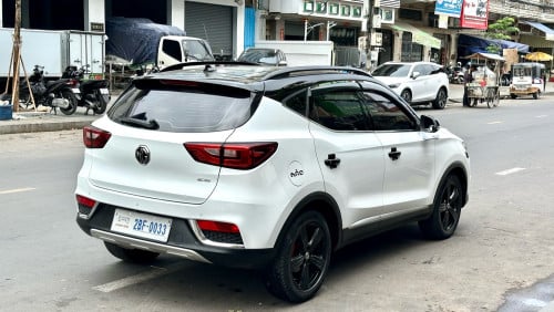 MG ZS ឆ្នាំ 2019 ( 14900$ )