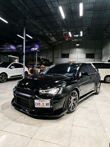 Mitsubishi lancer EVO X MR 2008 Full option