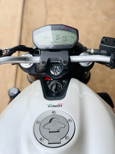 Monster 821 ម៉ូតូជប៉ុន ក្រដាស់ពន្ធ ថ្មីផែនកេះតម្លៃធូរ3xxx$