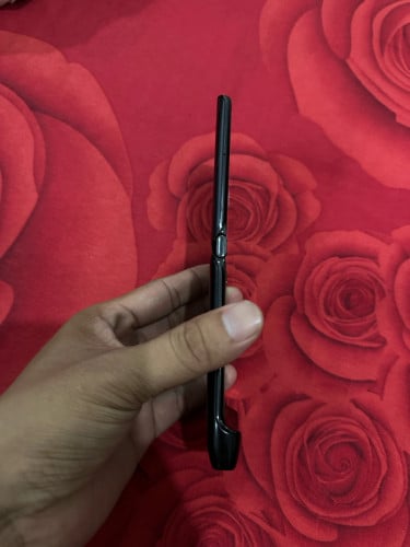 Moto Razr 128gb Esim ប្រេីបានធម្មតា​ របស់កម្រ