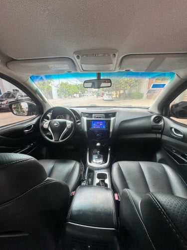 Navara 2015 អូតូ កាប់ពីតាស់ឆ្វេងកែ 21500$