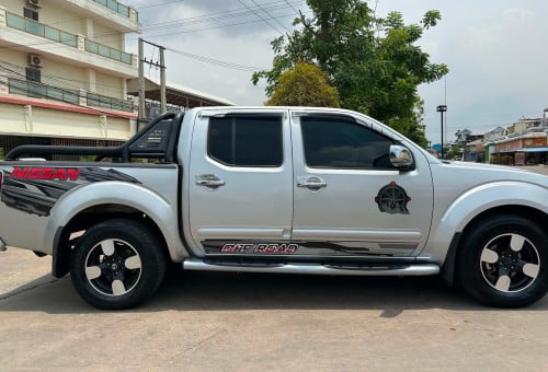 Nissan Frontier ឆ្នាំ 07 ប៉ុង1