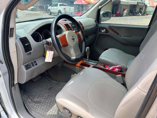 Nissan Frontier ឆ្នាំ 07 ប៉ុង1