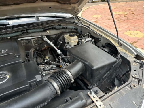 Nissan Frontier ឆ្នាំ 07 ប៉ុង1