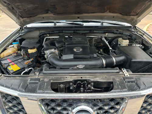 Nissan Frontier ឆ្នាំ 07 ប៉ុង1