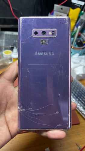 Note9 បែកអេក្រង់ (ម៉ាស៊ីនដំណើរការ)